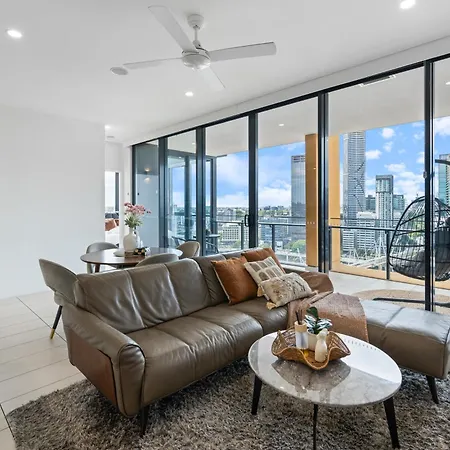 The Grand Panorama Riverside Escape With 3bd *