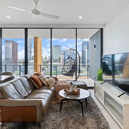 The Grand Panorama Riverside Escape With 3bd Brisbane