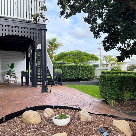 Private Garden In Classic Queenslander - Near Cbd And Royal Hospital Holiday home *