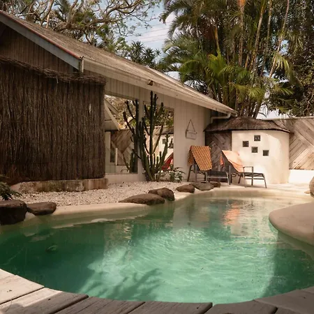 Cactus Rose Designer Hideaway W Private Pool Holiday home Byron Bay