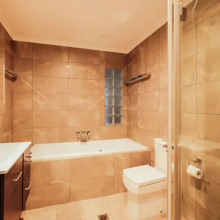 Guest house Mokum House Designer Escape With Pool Sauna Brisbane