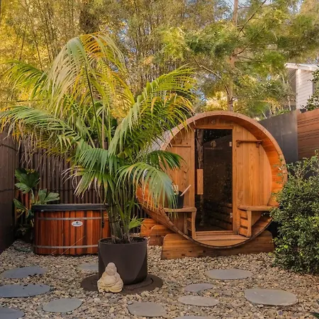 Mokum House Designer Escape With Pool Sauna 4* Brisbane