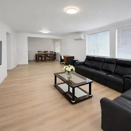 3br Family Walk To Waterfront & Wading Pool * Brisbane