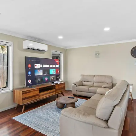 Holiday home Spacious 2-storey 4br House Family Friendly