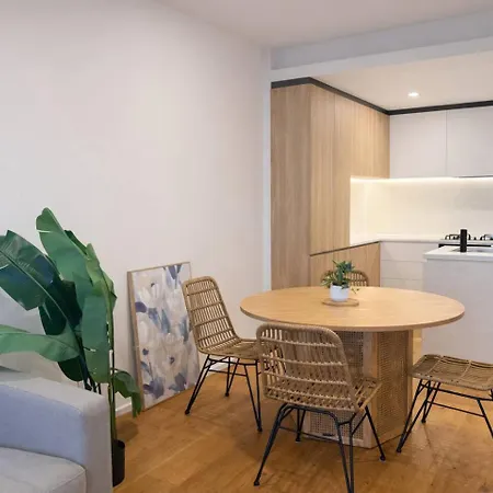 2br West End Hideaway With Views And Parking Holiday home