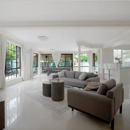 Spacious 5br Family With Pool In Robertson * Brisbane