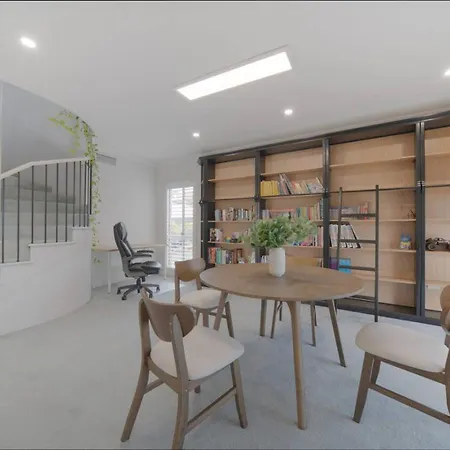 Entertainment Haven Pool Games Huge Living Space Holiday home Brisbane