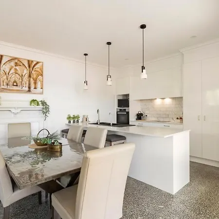 Holiday home The Olive Tree House - Alluvionproperty Au *