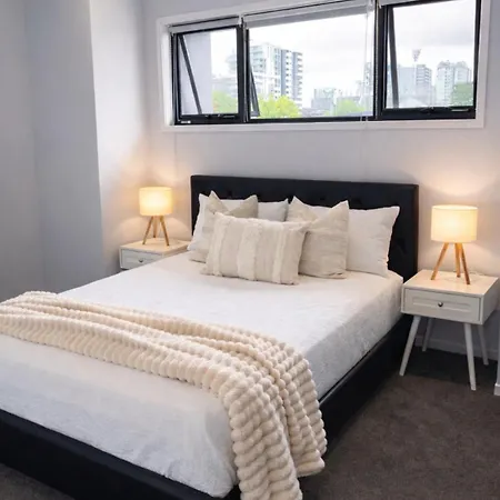Kangaroo Point, Bromley Street Holiday home