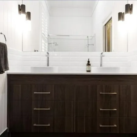 Stylish With Pool, Close Suncorp Stadium, Cbd Brisbane