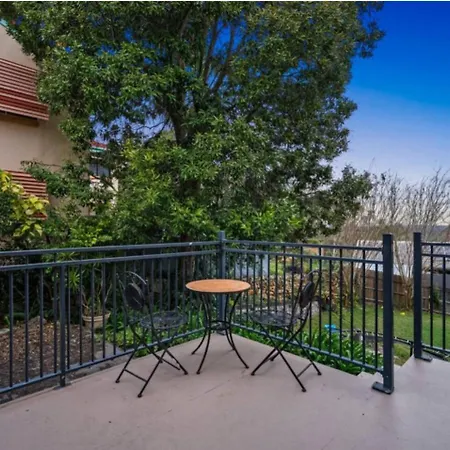 Spacious 5br Family In Upper Mount Gravatt Holiday home