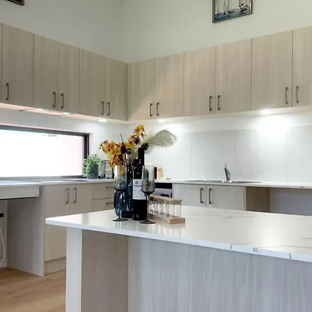 Guest house 61a Spring Ensuite In Runcorn Brisbane