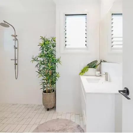 The Olive Tree House * Brisbane