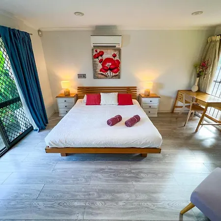 Floral Youth House Guest house Brisbane