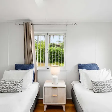 Holiday home Stylish Mid Century Close To Cbd Brisbane