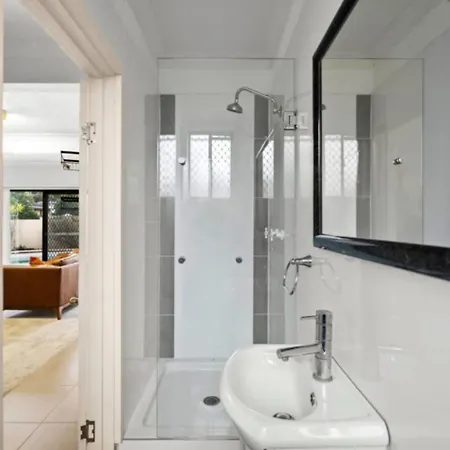 Spacious 5br Family In Upper Mount Gravatt Brisbane