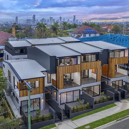 Cozy Retreat With Ac Entire Place Holiday home Brisbane