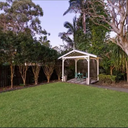 Stylish With Pool, Close Suncorp Stadium, Cbd Holiday home