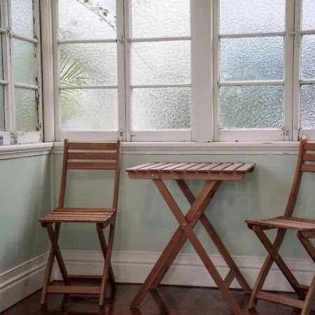 Holiday home Pet Friendly Budget Walk To Gabba Hospital *