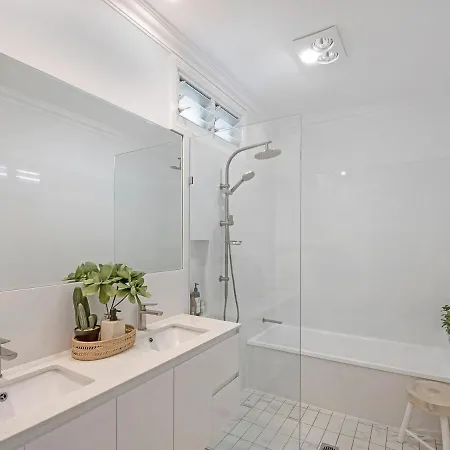 The Olive Tree House - Alluvionproperty Au Brisbane