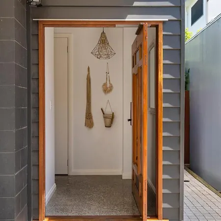 Holiday home The Olive Tree House - Alluvionproperty Au *