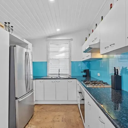 3br Family Walk To Waterfront & Wading Pool