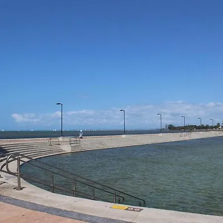 3br Family Walk To Waterfront & Wading Pool * Brisbane