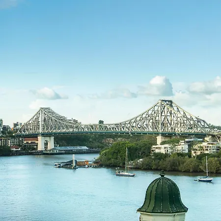 Bridge Views - Sleeps 8 - Cbd - Pool, Gym & Parking * Brisbane