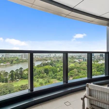 Premium Cbd Incredible River Views Apartment *