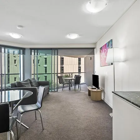 Retreat With Private Balcony *