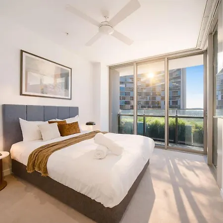 Modern 1 Bedroom Prime Cbd Location Apartment *