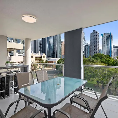 2br With Views, Balcony & Car Park *