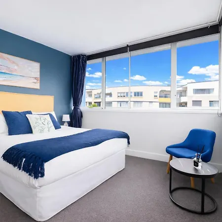 Stylish 2br Cityside With Pool, Gym And Parking *