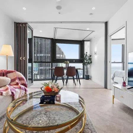 Luxury 54f Skyline Iconic Queens Wharf 1br Brisbane