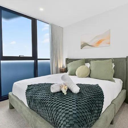 Rooftop Pool 2br In The Heart Of The Valley Brisbane