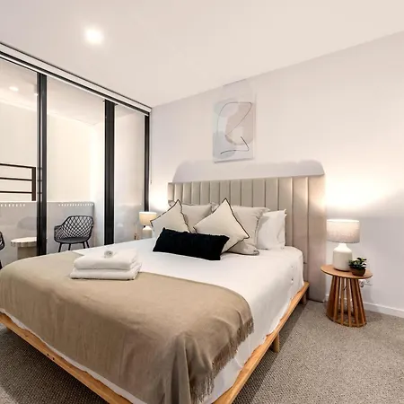 Ivy & Eve - 2br - Pool - Balcony - Parking * Brisbane