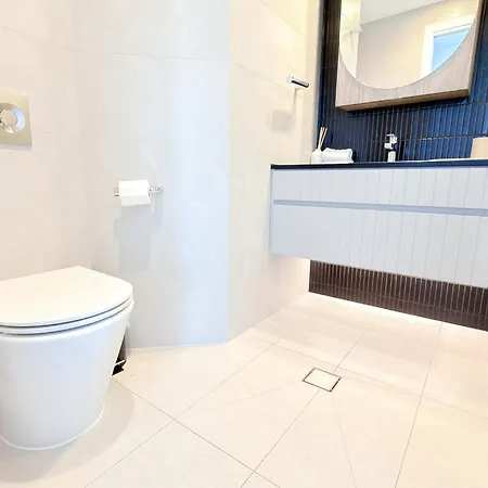 One Sky - Sleep 6 - Pools Cinema Sauna Gym Free Parking * Brisbane