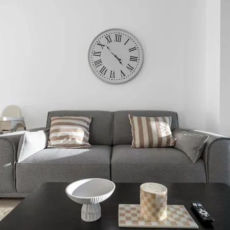 1br With Sofa Bed In Qwr Level 29 -
