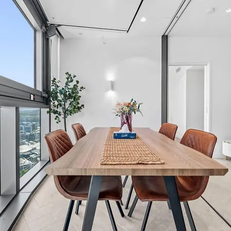 Luxury 54f Skyline Iconic Queens Wharf 1br