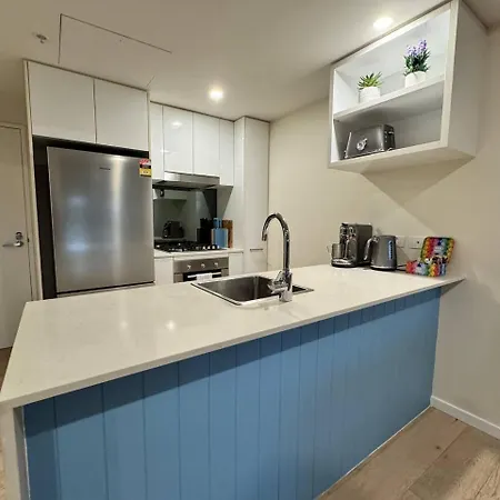 Apartment 27fl River & Views + Balcony, Pool & Parking - Brisbane