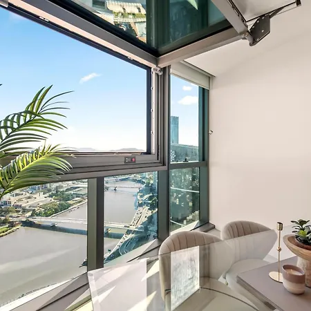 Apartment Queens Wharf 3br With 2 Parking *