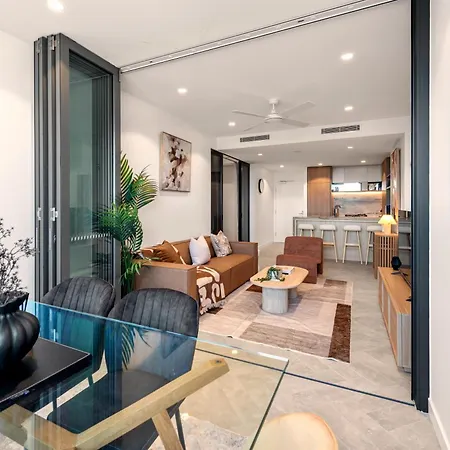 Queens Wharf | Lavish Gem, Majestic View, Parking! * Brisbane