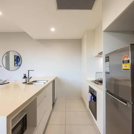 Xl Balcony Stylish 2br Parking Near Food And Shops Apartment *