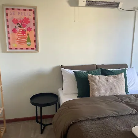 Apartment Large 2 Bed 2 Bath 1 Park Inner Location
