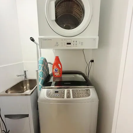 Hope St Staycation Pool Gym Sauna Parking M30