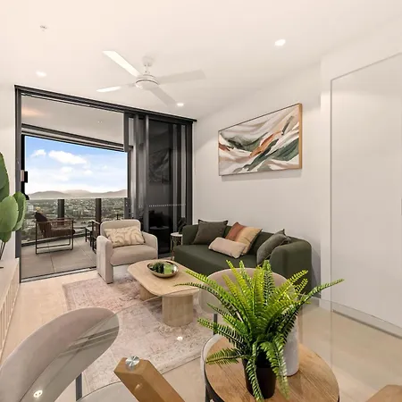 Apartment Queen's Wharf | River Views, Pool & Free Parking
