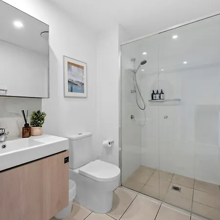 South Bank 1br With Stunning Views And Location Apartment *