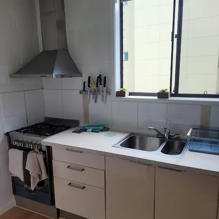 Breezy Entire 2 Bedroom Unit Floor Next To Uq Apartment Brisbane
