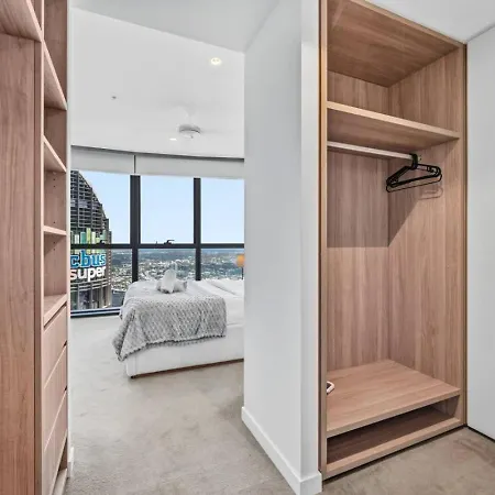 Luxury 54f Skyline Iconic Queens Wharf 1br Brisbane
