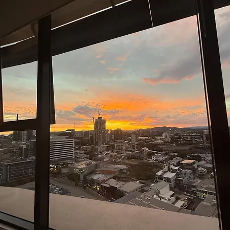 Apartment Penthouse-top Floor With Pool & Views *